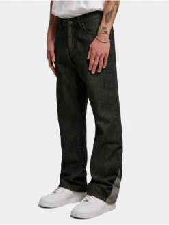 URBAN CLASSICS Herren Straight Fit Jeans Organic Triangle In Schwarz